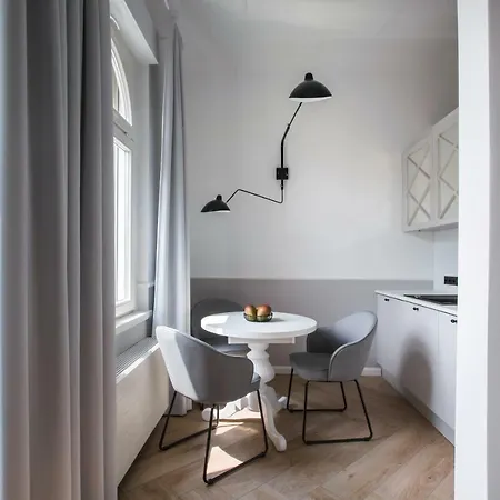 Homewell Boutique Apartment *