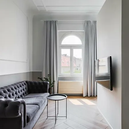 Homewell Boutique Апартаменти *